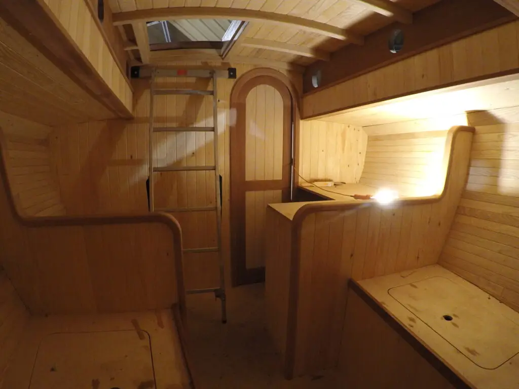 Sail-Boat fitting-out