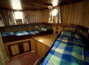 Dutch Barge Aft Cabin